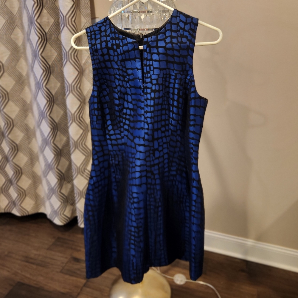 A/X Armani Exchange structured cocktail dress - Picture 11 of 12